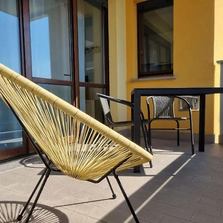 Studio With Terrace Busto Arsizio Exterior foto